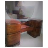 LaRo Transitions Vintage, Antique, Retro