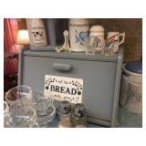 Vintage breadbox