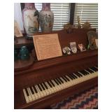 Baby Grand Piano by Settergren 