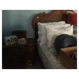 Queen Bed, Pillows 