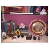 Books and decoratives