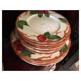 Franciscan Apple Dinneware, 32 pieces