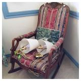 Rocking chair, 2 wall-mounted reading lamps