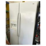 25 cubit feet Kenmore Fridge