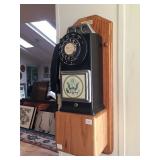 Wall-mount payphone