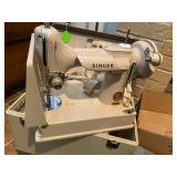Featherlight Singer Portable Sewing Machine with Case