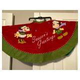 Adorable vintage Mickey and Minnie Mouse Christmas tree skirt