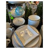 Threshold Porcelain China set