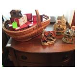 Nativity scene and miniature houses