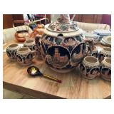 Mulled wine tureen and mugs