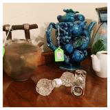 Crystal knife holder