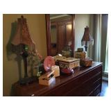 Dresser, lamps and decoratives