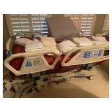 Hospital bed in mint condition, Total Care, Bariatric Plus, Hill Rom 