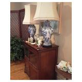 Cabinet, Blue & White lamps and decoratives