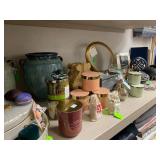 Assorted decoratives throughout shop