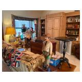 Living Room full of decoratives and one of kind items