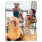Animated Christmas Bears and Dolls