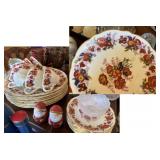 China set, Royal Doulton, Majestic serving pieces, made in England