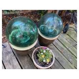 Decoratives and more for outdoors