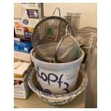 3 Ceramic popcorn bowls and crockery