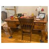 Ladies Desk