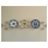 Plate rack and antique plates