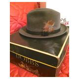 Dobbs felt fedora