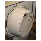Enamel wash basin