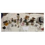 Colonial American Ceramic Figurine Lot Liberty Bells American Bald Eagles