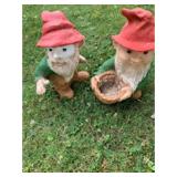 Garden gnomes yard art2
