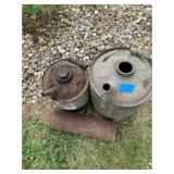 metal gas can lot