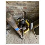 Vintage garden tool lot