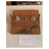 WoodHandmadeSaltandPepperStandWith Shakers