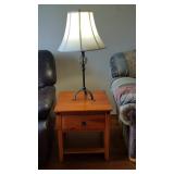  Side Table 20x18x22.5h, Matching Lot #4 Plus Nice Metal Table Lamp