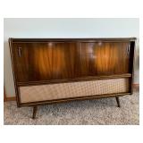 Bremerton Estate Online Auction - Mid Century Modern Furniture, Hummel's, Household Items, La-Z-Boy