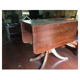 Drop leaf Table