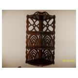 Corner shelf