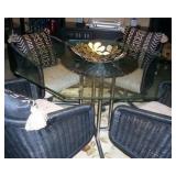 2nd pic of table/chairs/lamp