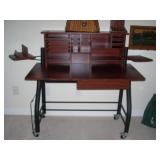 Rolling desk