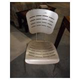 5 Retro chairs