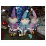 3 Santas