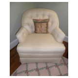 Very nice uphol. chair