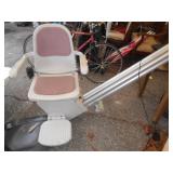 Chair lift for 4 or 5 steps