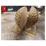 Pineapple bookends