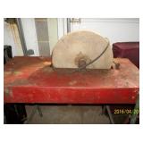 Large working grinding stone
