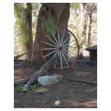 Wagon Wheel Yard Art