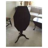 tilt top table