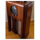 Unique estate sale resizing auction