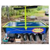 Commercial air hockey