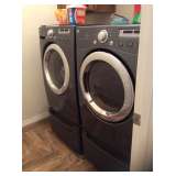 LG WASHER/dryer